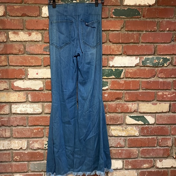 SHOW ME YOUR MUMU  Ocean blue Berkley Bells New - Picture 7 of 8